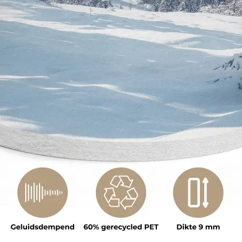 Winterlandschap - Natuur - Berg - Bomen - Sneeuw Akoestische PET Vilt - Rond klein -closeup_NL