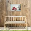 Auto - Rood - Cadeaus - Winter - Sneeuw - Kerst Tuinposter op houten frame 2 cm dik klein -sfeer4