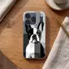 Buldog - Zwart - Abstract - Vlakken Telefoonhoesje iPhone 17 Pro klein -sfeer1
