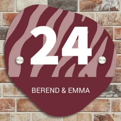 Bordeaux zebra - Klassiek Naambord Organisch middel -sfeer10