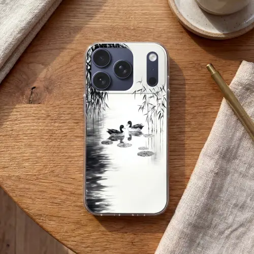 Eenden - Waterlelies - Riet - Zwart Telefoonhoesje iPhone 17 Pro klein -sfeer1