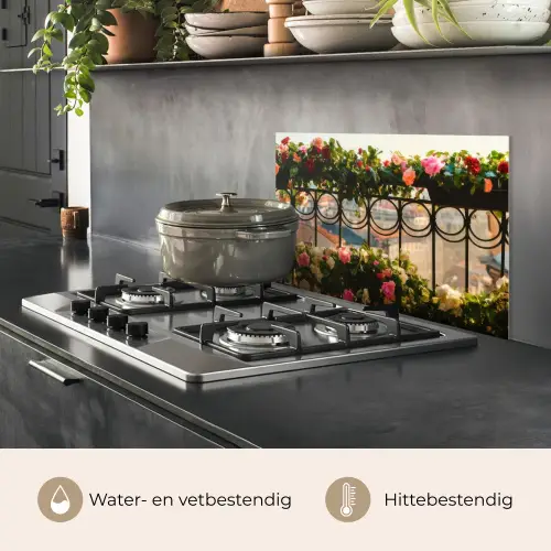 Bloemen - Hek - Stadszicht - Zomer keuken achterwand spatscherm klein -usp_NL
