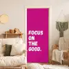 Focus on the good - Roze - Simple deurposter klein -sfeer2