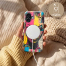Vrouwengezicht - Krantenpapier - Abstract - Roze Toughcase MagSafe Apple iPhone 17 klein -USP_MagsafeV