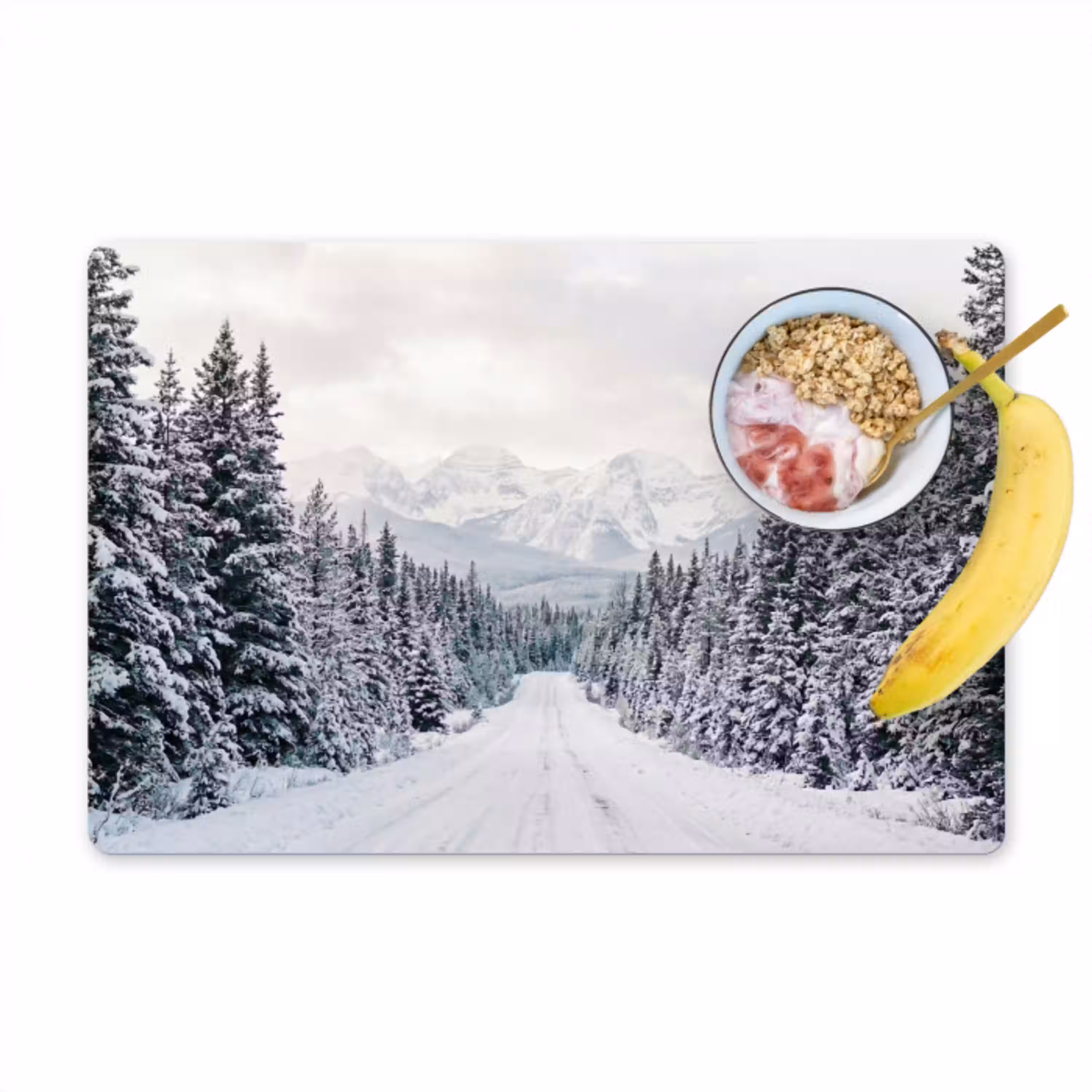 Weg - Sneeuw - Naaldbos - Winter - Avontuurlijk Placemat vinyl groot -zzzproduct_Kitchenyeah-website