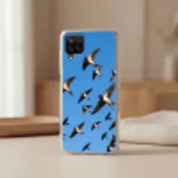 Zwaluwen - Vliegen - Blauw Telefoonhoesje Samsung Galaxy A12 klein -sfeer2
