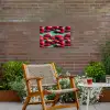 Aardbeien - Rood - Groen - Kroontjes Tuinposter op houten frame 2 cm dik klein 845 -sfeer3