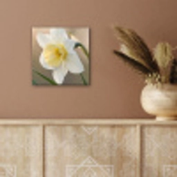 Narcis - Bloem - Minimalistisch aluminium wit klein -sfeer4