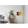 Close-up - Vrouwengezicht - Stippen - Geel textielposter latten blank klein -woonkamer
