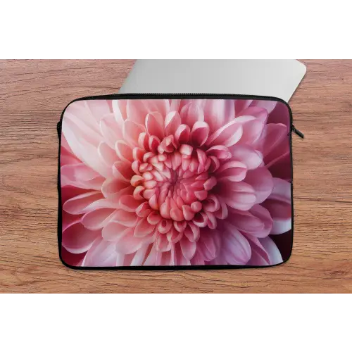 Dahlia - Bloem - Close up - Roze laptophoes neopreen klein -tafel