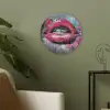 Lippen - Felroze - Graffiti - Verfstrepen Akoestische PET Vilt - Rond klein -sfeer2