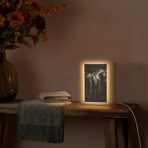 Krachtig - Paard - Donker Light Box met kabel (Tafellamp) klein -sfeer4