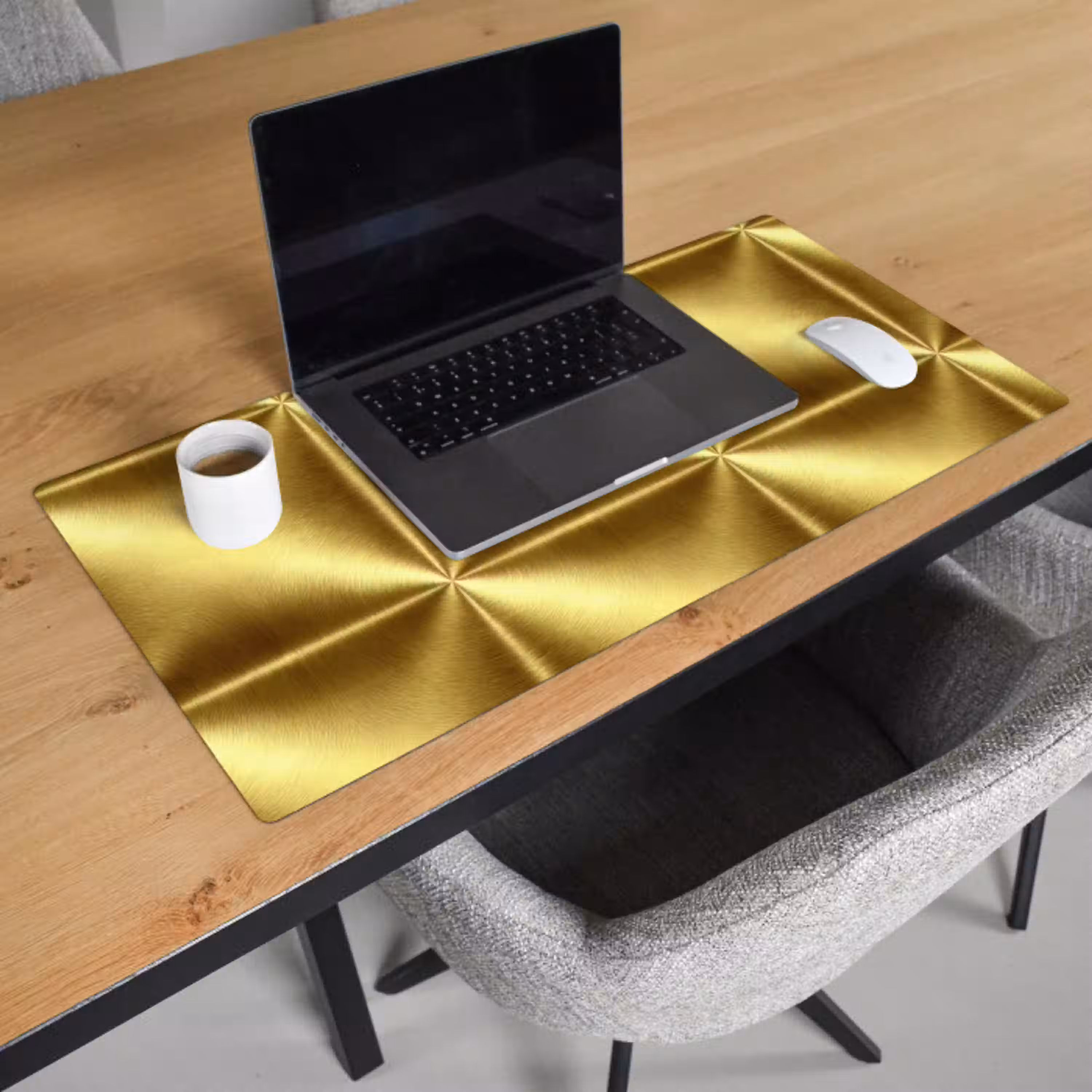 Textuur - Geborsteld Goud - Industrieel - Metallic Muismat XXL klein 681 -sfeer1