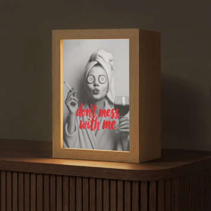 Don't mess with me - Wijn - Vrouw - Sigaret Light Box met kabel (Tafellamp) klein -z3d_website