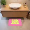 Bonjour - Roze - Fel groen Badmat klein -sfeer1