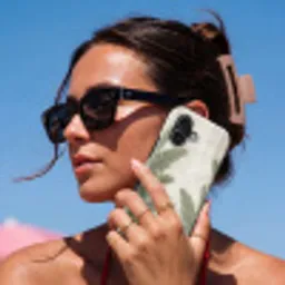 Bananenbladeren - Beton - Groen Toughcase MagSafe Apple iPhone 17 klein -Sfeer2V