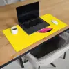 Banaan - Grafisch - Geel Muismat XXL klein -sfeer1