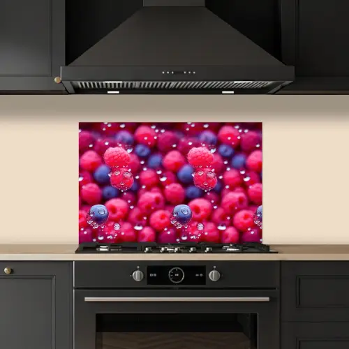 Frambozen - Bessen - Roze - Blauw keuken achterwand spatscherm klein 900 -sfeer1