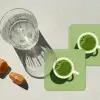Minimalistisch - Kopjes - Matcha -Groen onderzetter kurk middel -sfeer4