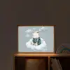 Ijsbeer - Pyjama - Wolken - Sterrenhemel Light Box met batterij (Wandlamp kind) middel -sfeer1_kind