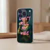 Vrouw - Portret - Kroon Telefoonhoesje iPhone 17 Pro klein -sfeer2