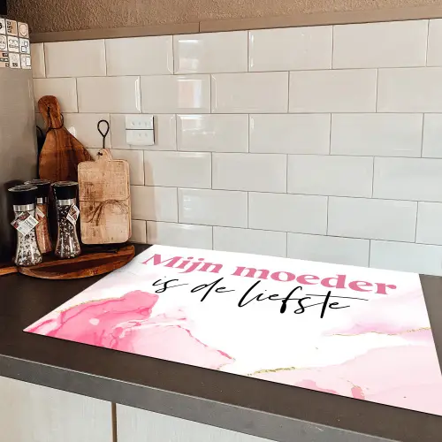 Quote - Mama - Mijn moeder is de liefste - Roze Inductie beschermer vinyl 3mm klein -sfeer3