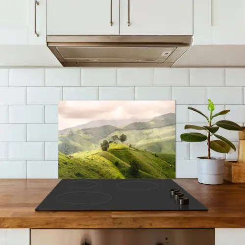 Landschap - Heuvels - Groen keuken achterwand spatscherm klein -sfeer2
