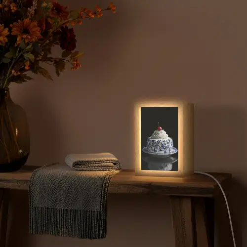 Taart - Slagroom - Kers - Bord - Delfts blauw Light Box met kabel (Tafellamp) klein -sfeer4