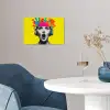 Vrouw - Koptelefoon - Geel poster papier klein -sfeer3