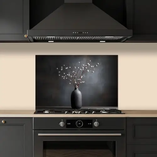 Takken - Vaas - Bolletjes - Wit keuken achterwand spatscherm klein -sfeer1