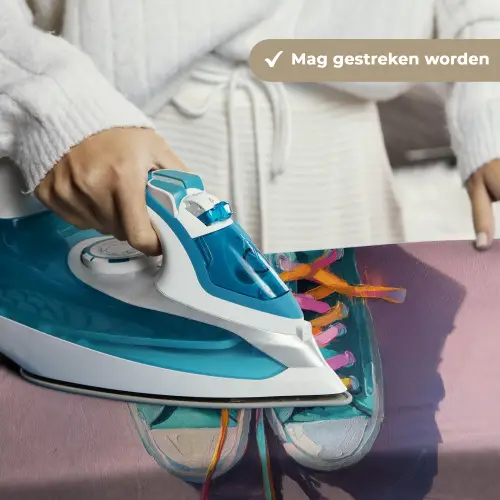 Sneakers - Veters - Kleurrijk - Schaduw Wandkleed katoen klein -sfeer9