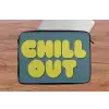 Chill out - Geel - Blauw laptophoes neopreen klein -tafel