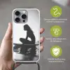 Silhouet - Vrouw - Surfplank - Water Hoesje iPhone 16 Pro Max met koord klein -sfeer2_NL