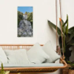 Stenen Boeddha in de ochtendzon tuinposter los doek klein -sfeer7