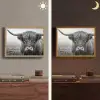 Schotse hooglander - Zwart - Wit - Gras Light Box met batterij (Wandlamp) middel -sfeer3