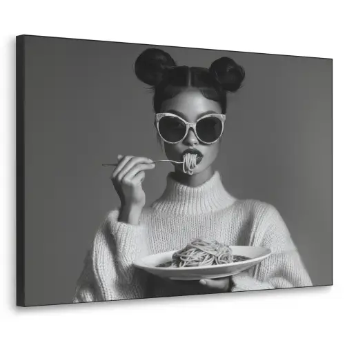 Vrouw - Pasta - Zonnebril Textielframe zwart klein -3d