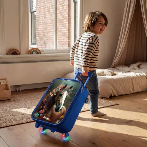 Lichtbruin paard tussen de bloemen Kinderkoffer - Blauw klein -sfeer1