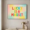 Quote - Lucky - Regenboogkleuren Textielframe - compleet frame klein -sfeer2