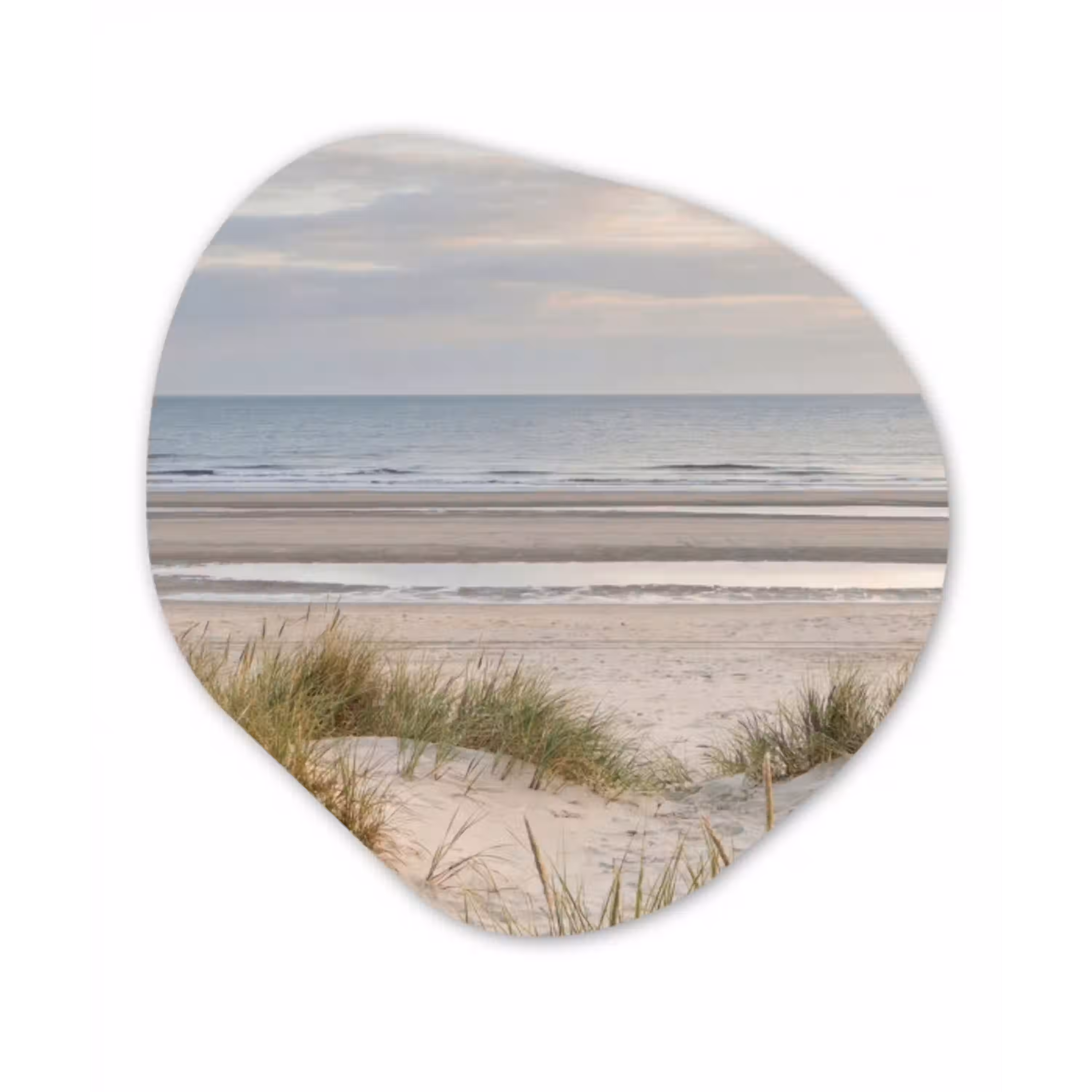 Zandstrand - Bewolkt - Duinen Wandcirkel Organisch Aluminium middel -3d