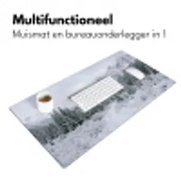 Weg - Bergen - Sneeuw - Naaldbos - Avontuurlijk Muismat XXL klein -sfeer4