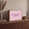 Paars - Strepen - You're doing great - Schaduw Light Box met batterij (Wandlamp) middel -sfeer2