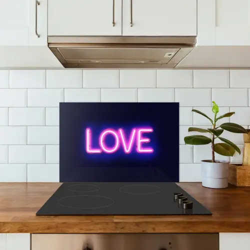 Neon - Love - Valentijn keuken achterwand spatscherm klein -sfeer2