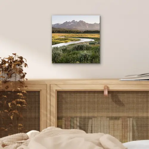 Berglandschap - Rivier - Bos aluminium wit klein -sfeer3