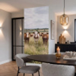 Koeien - Portret - Weide - Boerderij - Nieuwsgierig Behang Vlies klein -sfeer3