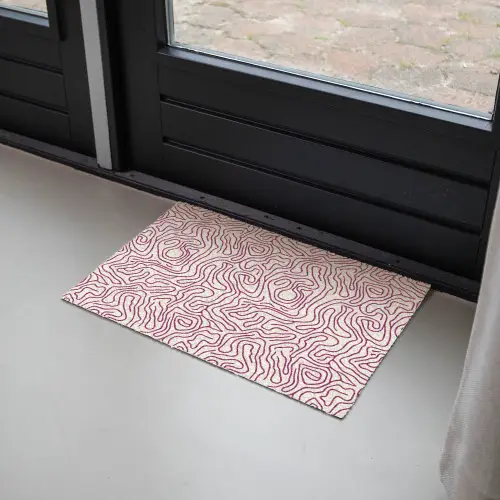 Kronkelende lijn - Magenta - Crème Deurmat klein 898 -sfeer2