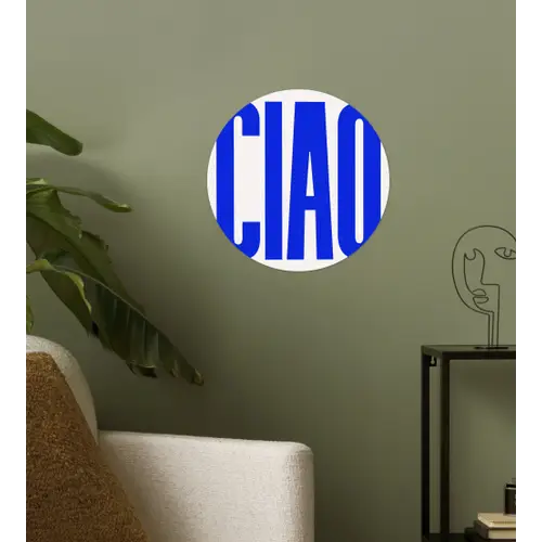 Ciao - Hoofdletters - Blauw - Minimalistisch Wandcirkel behangsticker klein -sfeer2