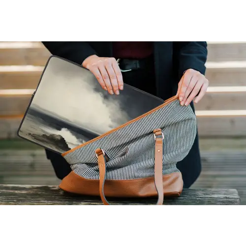 Zee - Rotsen - Storm laptophoes neopreen klein -tas