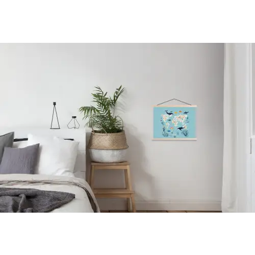 Wereldkaart - Zeeleven - Blauw textielposter latten blank klein -woonkamer