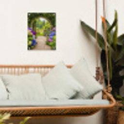Doorkijk - Poort - Hortensia - Bloementuin tuinposter los doek klein -sfeer7
