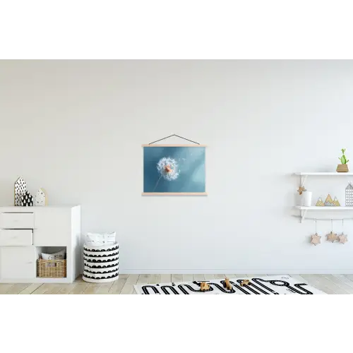 Paardenbloem - Wind - Blauw textielposter latten blank klein -kinderkamer